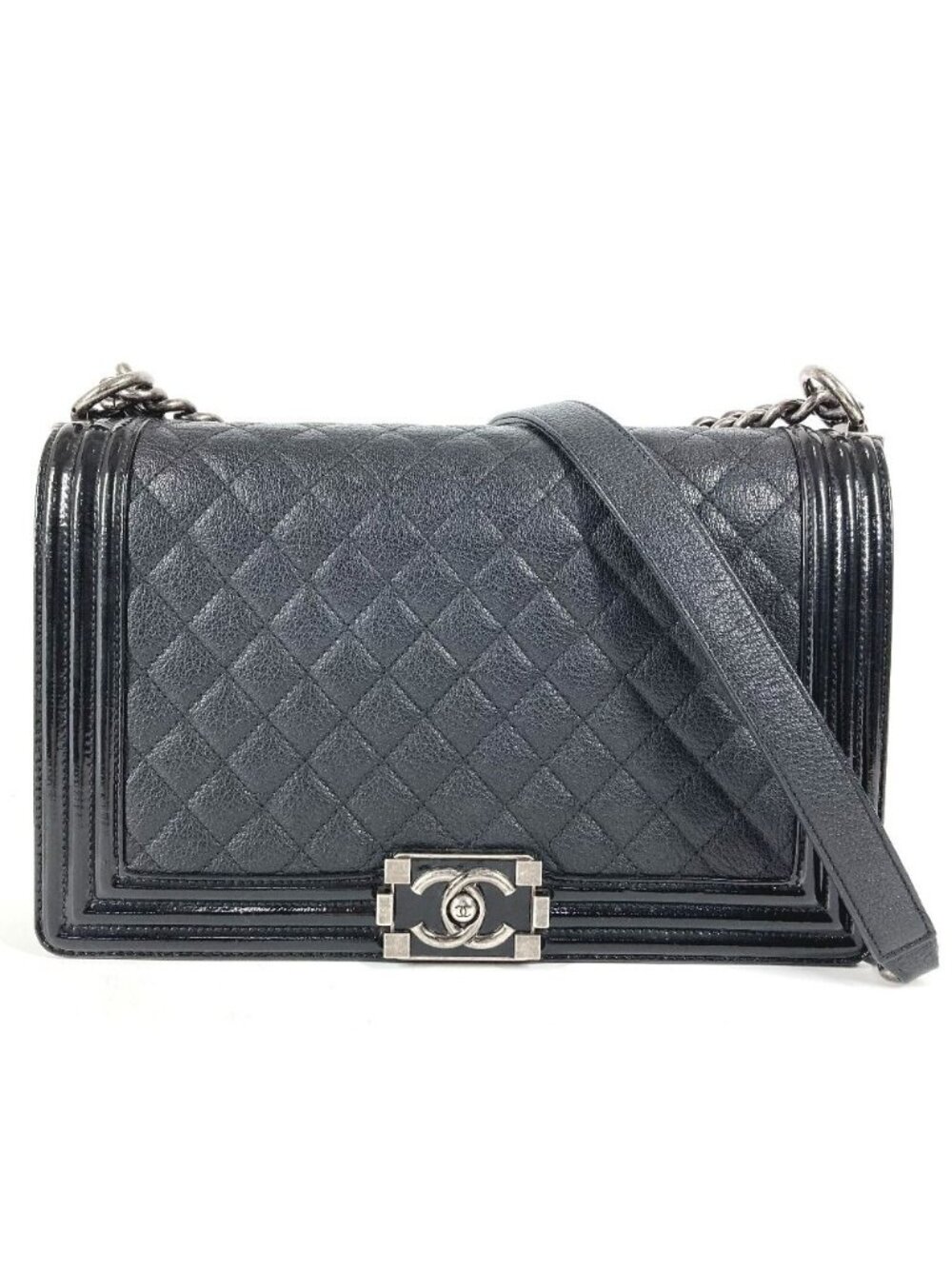 Chanel Shoulder Bag Boy Large 28 Caviar Leather Black